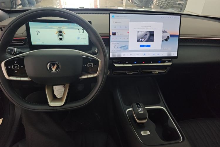 Used CHANGAN Eado 2026 Model, Fourth Generation, 1.5T 500Bar Smart Enjoyment Edition Center Console