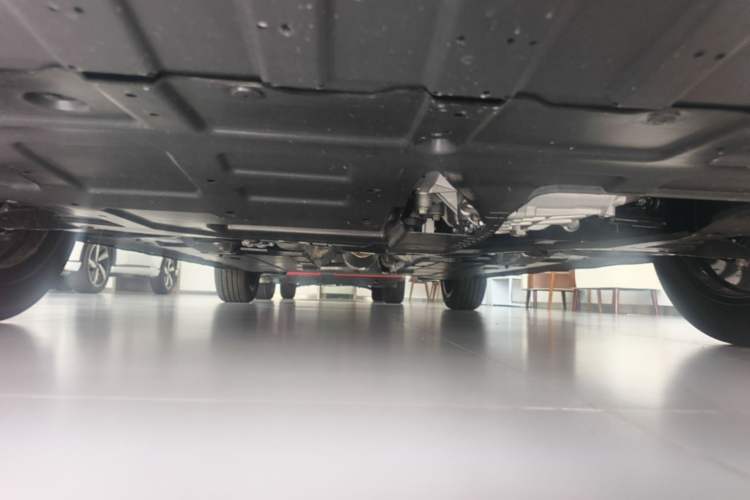 Used CHANGAN Eado 2026 Model, 1.5T Classic Edition Chassis Front