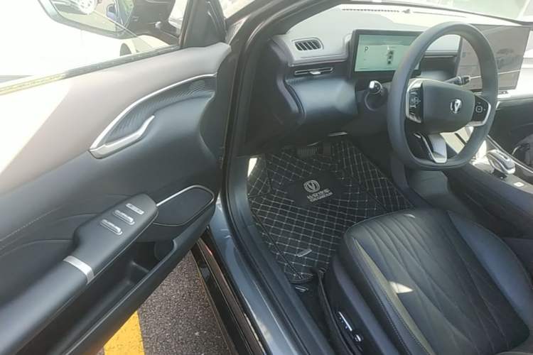 Used CHANGAN Eado 2026 Model, Fourth Generation, 1.5T 500Bar Smart Enjoyment Edition Driver Seat