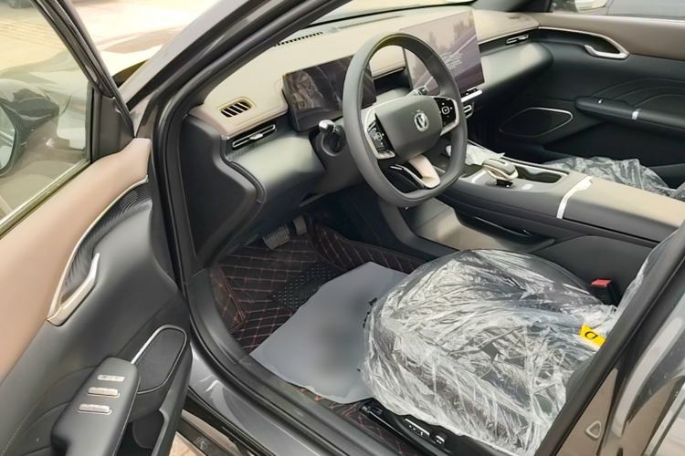 Used CHANGAN Eado 2026 Model, Fourth Generation, 1.5T 500Bar Smart Enjoyment Edition Driver Seat