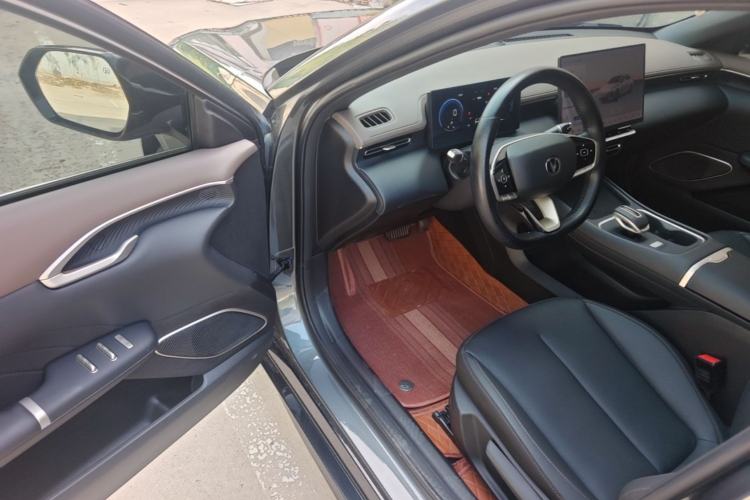 Used CHANGAN Eado 2026 Model, Fourth Generation, 1.5T 500Bar Dynamic Enjoyment Edition Driver Seat