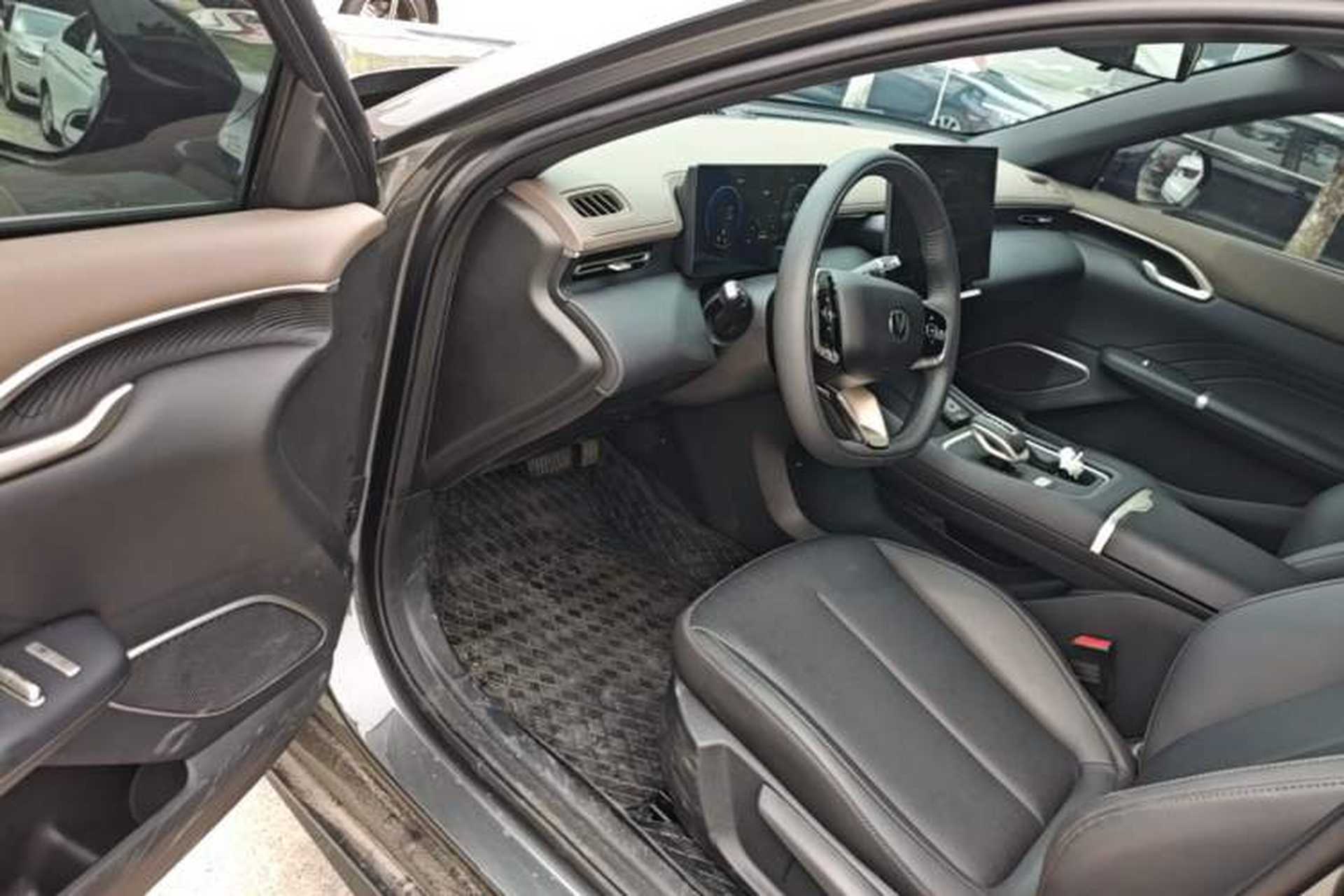 Used CHANGAN Eado 2026 Model, Fourth Generation, 1.5T 500Bar Dynamic Enjoyment Edition Driver Seat