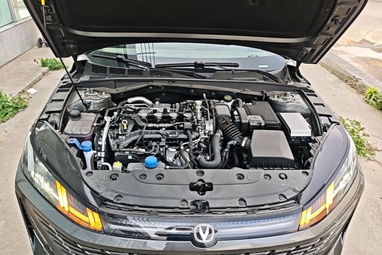 Used CHANGAN Eado 2026 Model, Fourth Generation, 1.5T 500Bar Smart Enjoyment Edition Engine Bay