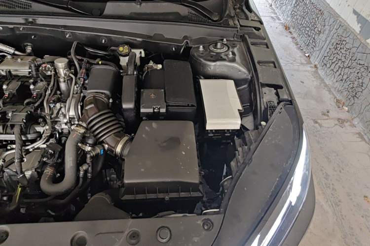 Used CHANGAN Eado 2026 Model, Fourth Generation, 1.5T 500Bar Enjoyment Edition Engine Bay Left