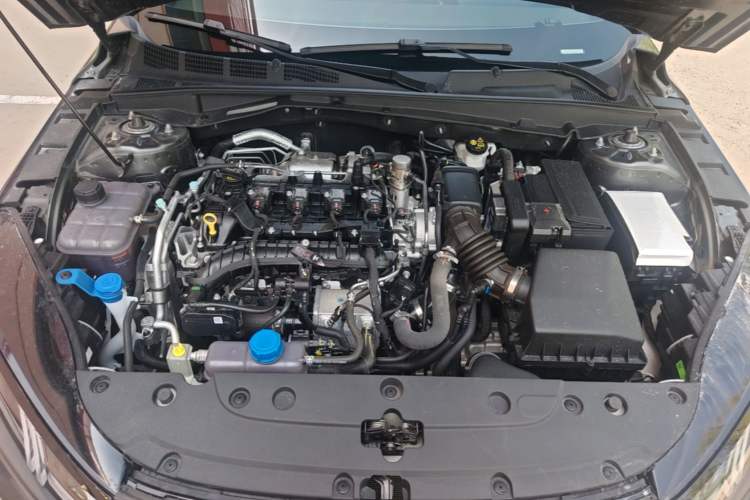 Used CHANGAN Eado 2026 Model, Fourth Generation, 1.5T 500Bar Dynamic Enjoyment Edition Engine Bay