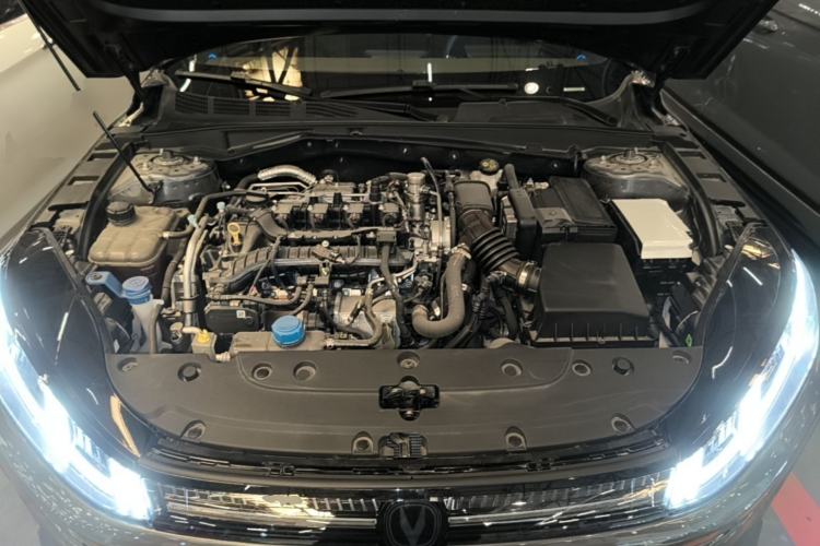 Used CHANGAN Eado 2026 Model, Fourth Generation, 1.5T 500Bar Enjoyment Edition Engine Bay