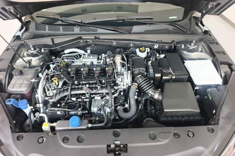 Used CHANGAN Eado 2026 Model, 1.5T Classic Edition Engine Bay