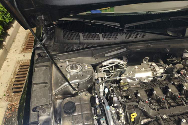 Used CHANGAN Eado 2026 Model, Fourth Generation, 1.5T 500Bar Smart Enjoyment Edition Engine Bay Right