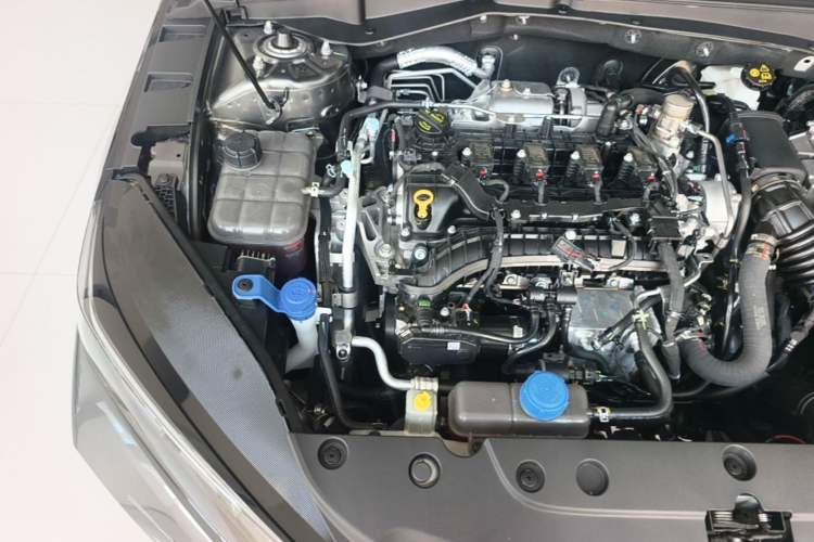 Used CHANGAN Eado 2026 Model, 1.5T Classic Edition Engine Bay Right