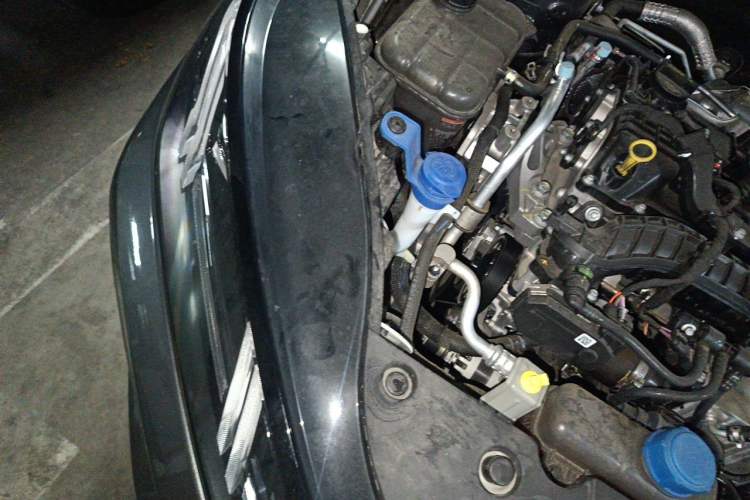 Used CHANGAN Eado 2026 Model, Fourth Generation, 1.5T 500Bar Enjoyment Edition Engine Bay Right
