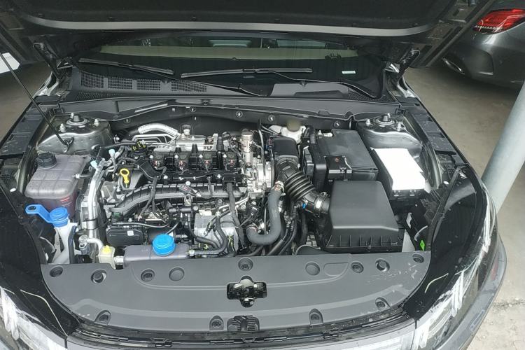 Used CHANGAN Eado 2026 Model, Fourth Generation, 1.5T 500Bar Smart Enjoyment Edition Engine Bay