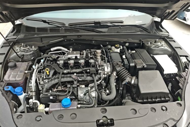 Used CHANGAN Eado 2026 Model, Fourth Generation, 1.5T 500Bar Dynamic Enjoyment Edition Engine Bay