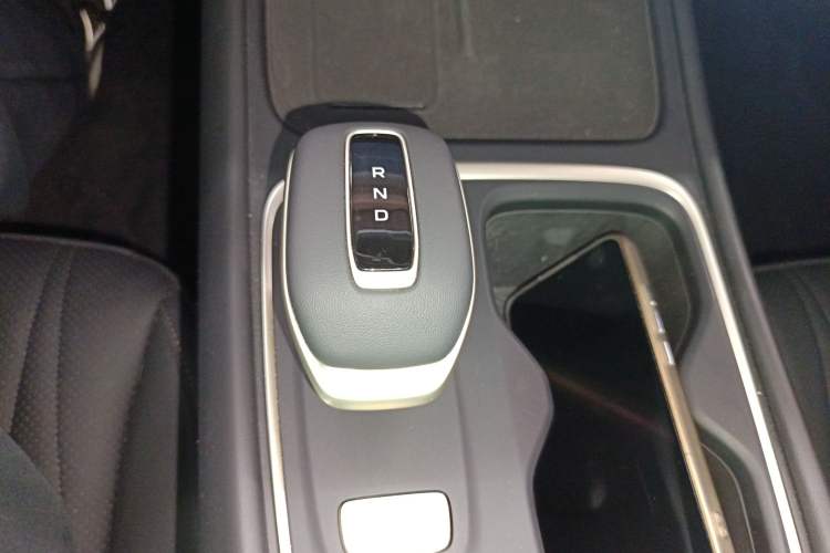 Used CHANGAN Eado 2026 Model, Fourth Generation, 1.5T 500Bar Smart Enjoyment Edition Gear Lever