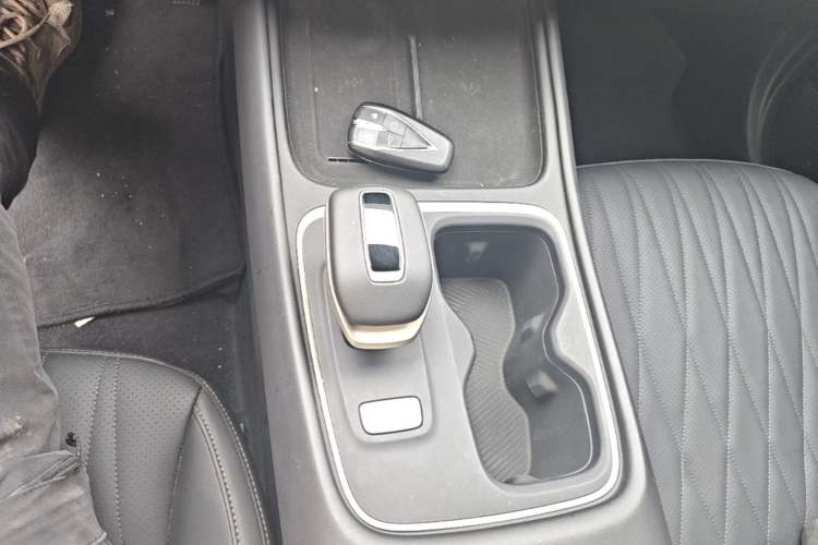 Used CHANGAN Eado 2026 Model, Fourth Generation, 1.5T 500Bar Smart Enjoyment Edition Gear Lever