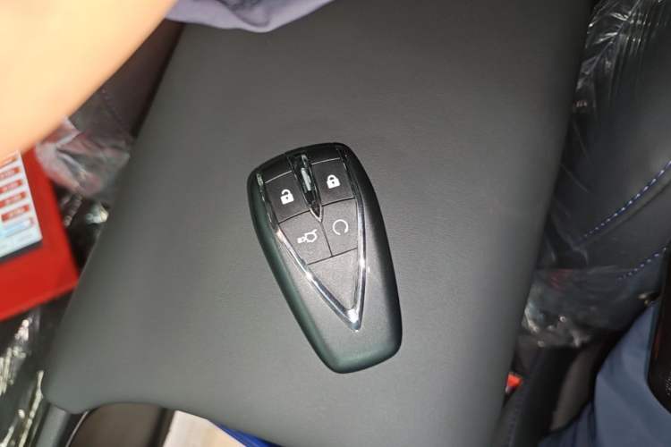 Used CHANGAN Eado 2026 Model, 1.5T Classic Edition Interior 1