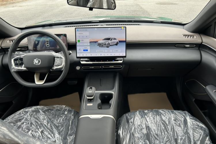 Used CHANGAN Eado 2026 Model, Fourth Generation, 1.5T 500Bar Smart Enjoyment Edition Interior 3
