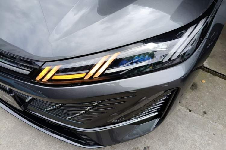 Used CHANGAN Eado 2026 Model, Fourth Generation, 1.5T 500Bar Smart Enjoyment Edition Left Front Headlight