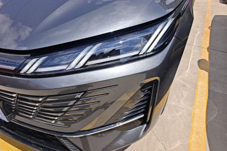 Used CHANGAN Eado 2026 Model, Fourth Generation, 1.5T 500Bar Smart Enjoyment Edition Left Front Headlight