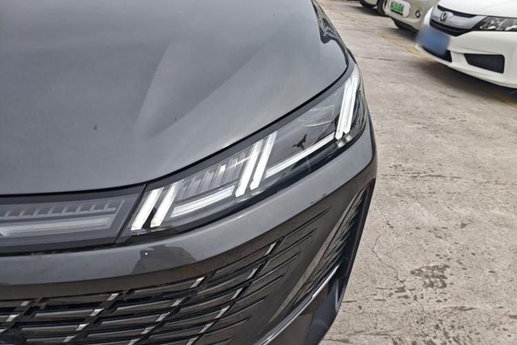 Used CHANGAN Eado 2026 Model, Fourth Generation, 1.5T 500Bar Dynamic Enjoyment Edition Left Front Headlight