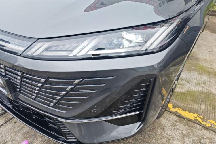 Used CHANGAN Eado 2026 Model, Fourth Generation, 1.5T 500Bar Smart Enjoyment Edition Left Front Headlight