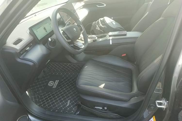 Used CHANGAN Eado 2026 Model, Fourth Generation, 1.5T 500Bar Smart Enjoyment Edition Left Front Seat