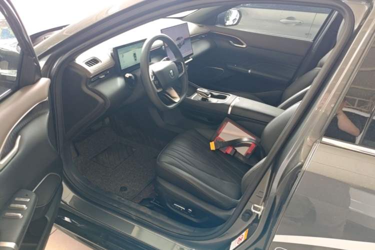 Used CHANGAN Eado 2026 Model, Fourth Generation, 1.5T 500Bar Smart Enjoyment Edition Left Front Seat