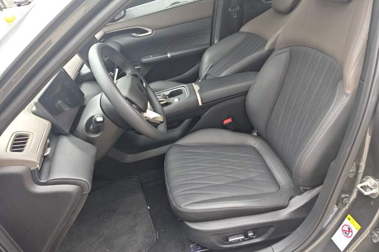 Used CHANGAN Eado 2026 Model, Fourth Generation, 1.5T 500Bar Smart Enjoyment Edition Left Front Seat