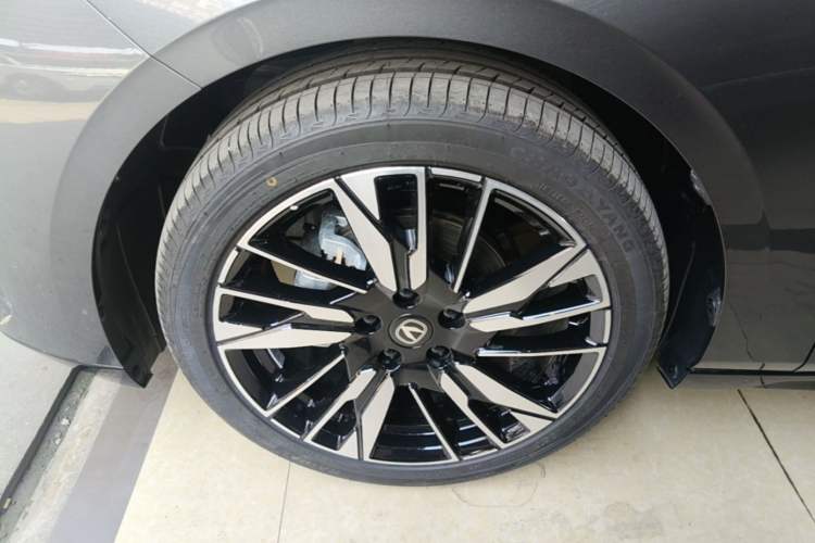 Used CHANGAN Eado 2026 Model, Fourth Generation, 1.5T 500Bar Smart Enjoyment Edition Left Front Wheel Hub