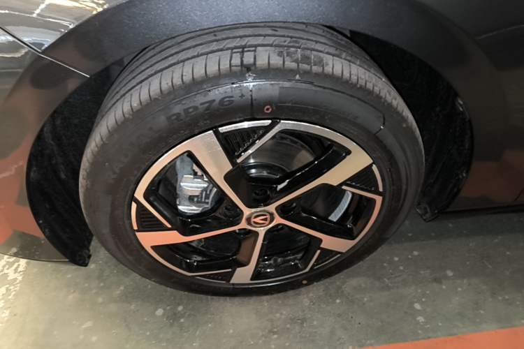 Used CHANGAN Eado 2026 Model, Fourth Generation, 1.5T 500Bar Enjoyment Edition Left Front Wheel Hub