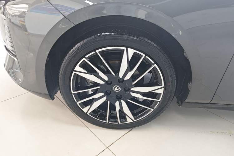 Used CHANGAN Eado 2026 Model, Fourth Generation, 1.5T 500Bar Smart Enjoyment Edition Left Front Wheel Hub