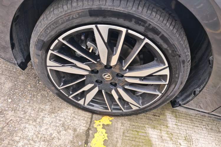 Used CHANGAN Eado 2026 Model, Fourth Generation, 1.5T 500Bar Smart Enjoyment Edition Left Front Wheel Hub