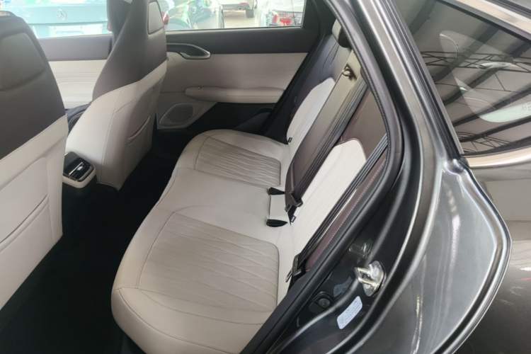 Used CHANGAN Eado 2026 Model, Fourth Generation, 1.5T 500Bar Smart Enjoyment Edition Left Rear Seat