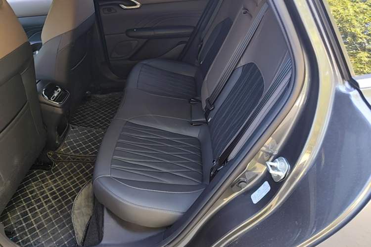 Used CHANGAN Eado 2026 Model, Fourth Generation, 1.5T 500Bar Smart Enjoyment Edition Left Rear Seat