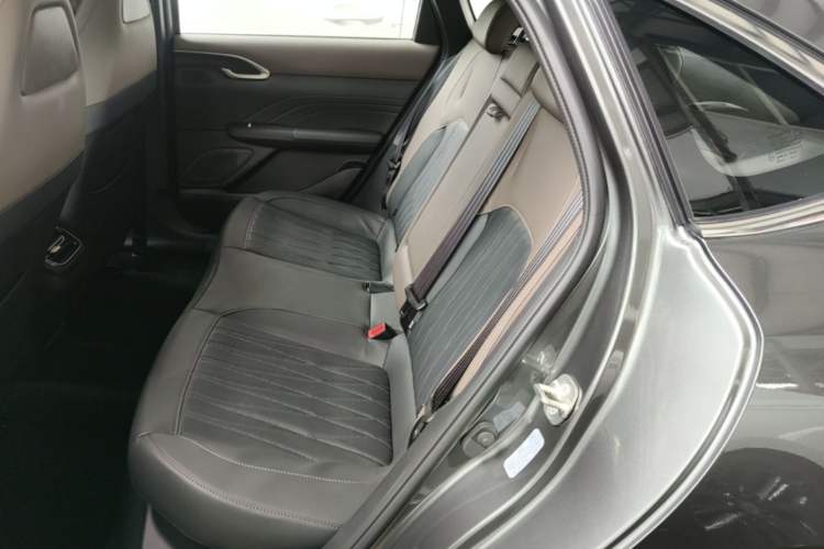 Used CHANGAN Eado 2026 Model, Fourth Generation, 1.5T 500Bar Smart Enjoyment Edition Left Rear Seat