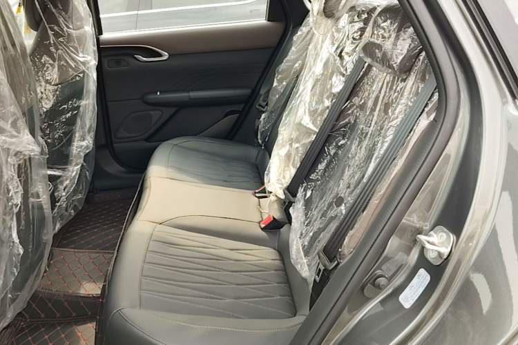 Used CHANGAN Eado 2026 Model, Fourth Generation, 1.5T 500Bar Smart Enjoyment Edition Left Rear Seat