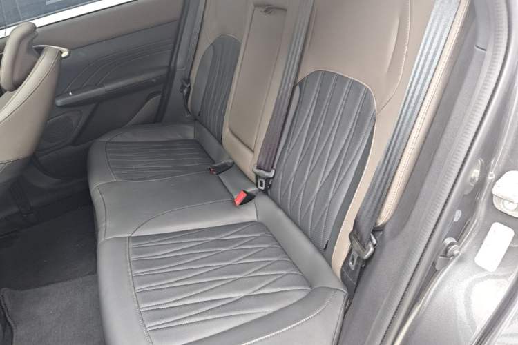 Used CHANGAN Eado 2026 Model, Fourth Generation, 1.5T 500Bar Smart Enjoyment Edition Left Rear Seat