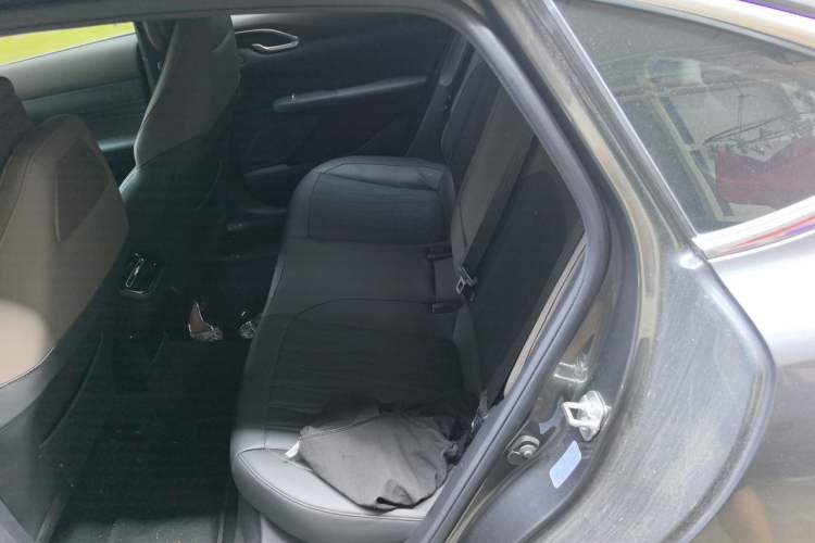 Used CHANGAN Eado 2026 Model, Fourth Generation, 1.5T 500Bar Smart Enjoyment Edition Left Rear Seat