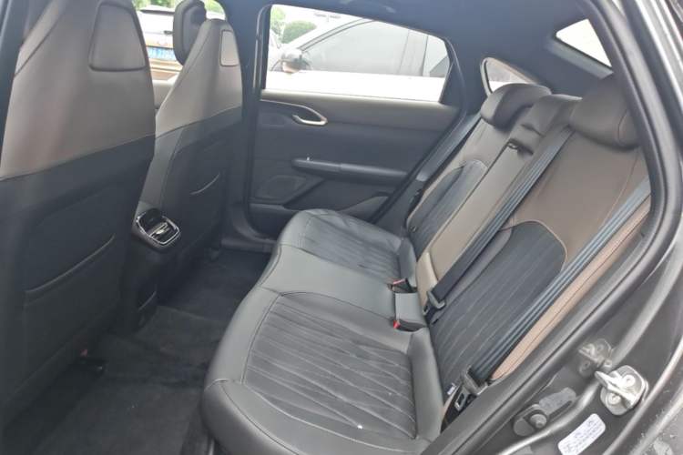 Used CHANGAN Eado 2026 Model, Fourth Generation, 1.5T 500Bar Smart Enjoyment Edition Left Rear Seat