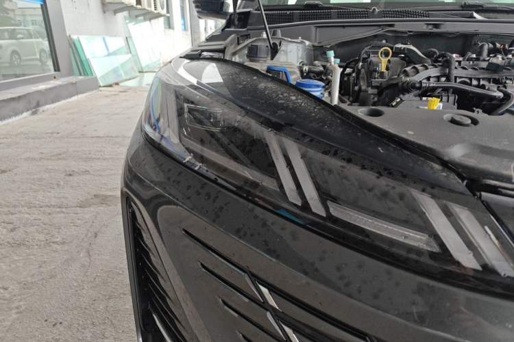 Used CHANGAN Eado 2026 Model, Fourth Generation, 1.5T 500Bar Enjoyment Edition Right Front Headlight