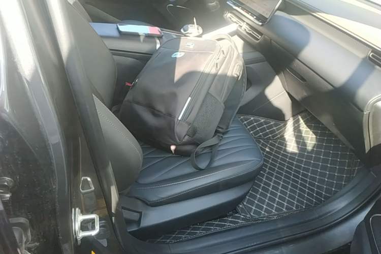 Used CHANGAN Eado 2026 Model, Fourth Generation, 1.5T 500Bar Smart Enjoyment Edition Right Front Seat