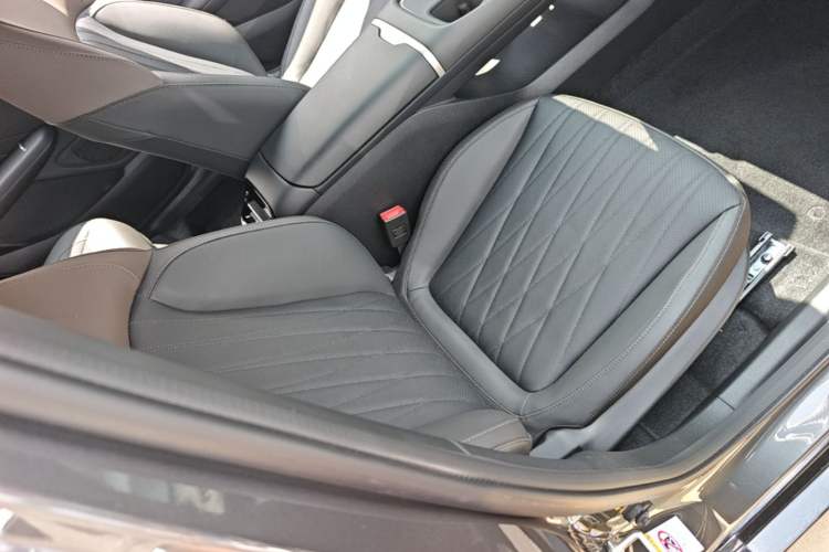 Used CHANGAN Eado 2026 Model, Fourth Generation, 1.5T 500Bar Smart Enjoyment Edition Right Front Seat