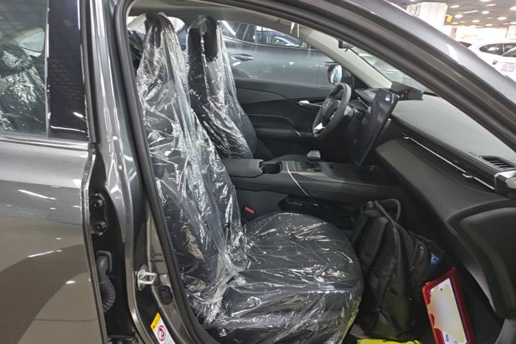 Used CHANGAN Eado 2026 Model, 1.5T Classic Edition Right Front Seat