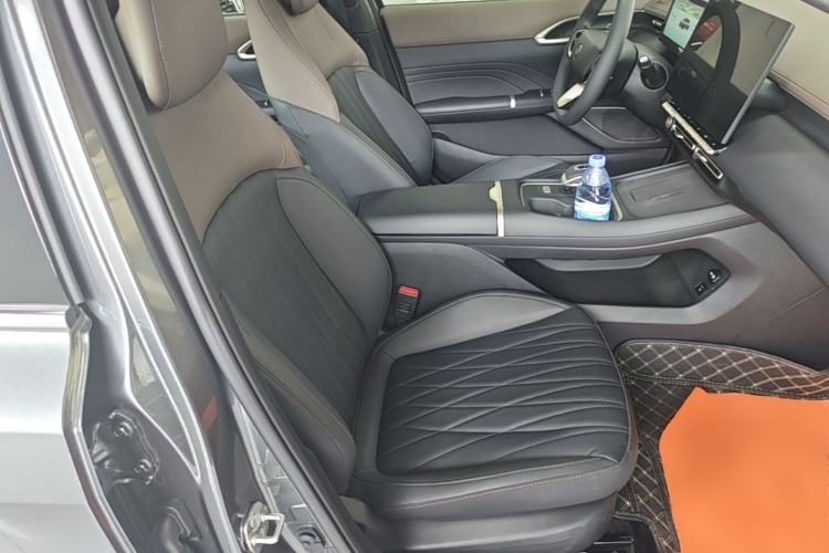 Used CHANGAN Eado 2026 Model, Fourth Generation, 1.5T 500Bar Smart Enjoyment Edition Right Front Seat