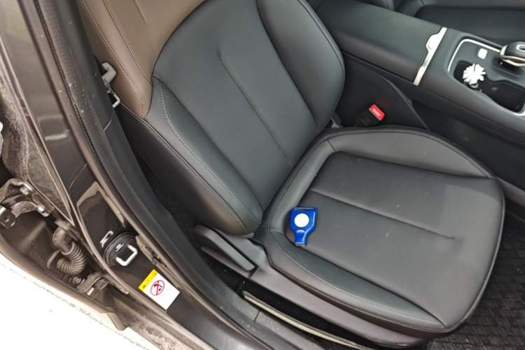 Used CHANGAN Eado 2026 Model, Fourth Generation, 1.5T 500Bar Dynamic Enjoyment Edition Right Front Seat