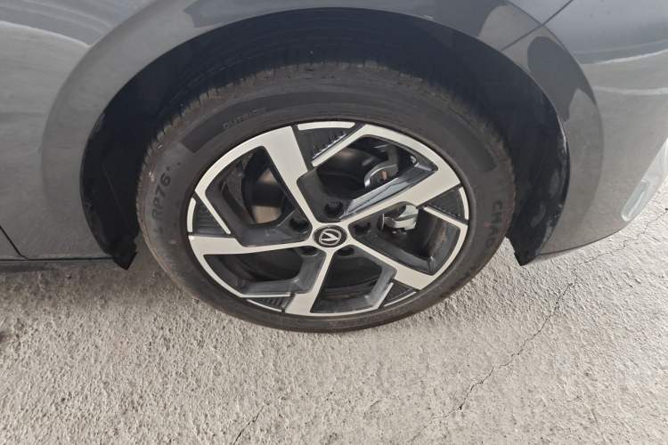 Used CHANGAN Eado 2026 Model, Fourth Generation, 1.5T 500Bar Enjoyment Edition Right Front Wheel Hub