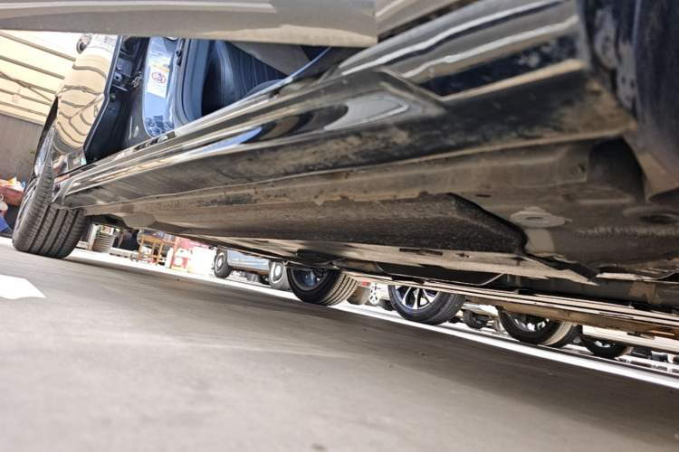 Used CHANGAN Eado 2026 Model, Fourth Generation, 1.5T 500Bar Smart Enjoyment Edition Right Side Sill