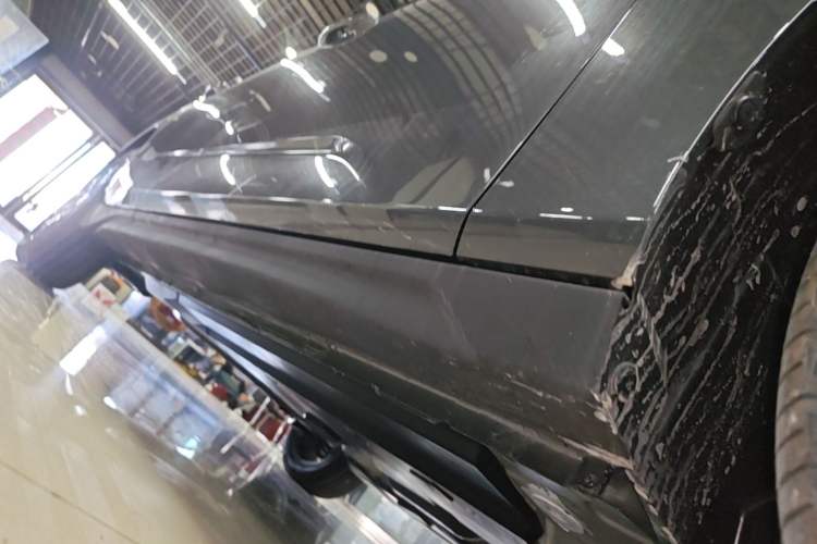 Used CHANGAN Eado 2026 Model, 1.5T Classic Edition Right Side Sill