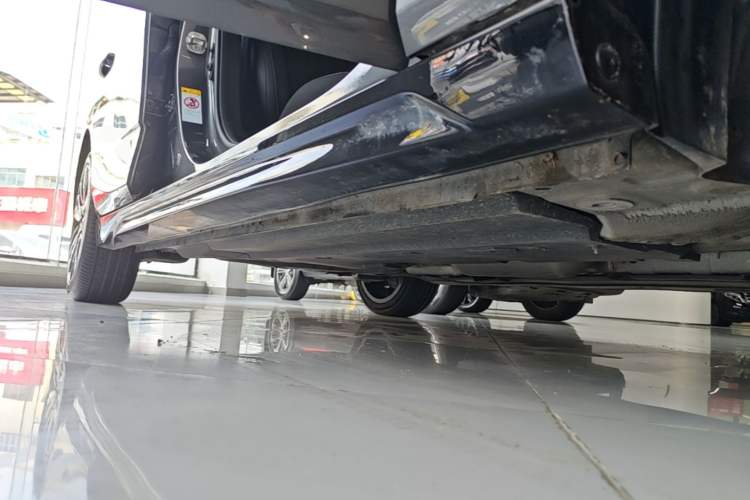 Used CHANGAN Eado 2026 Model, Fourth Generation, 1.5T 500Bar Smart Enjoyment Edition Right Side Sill