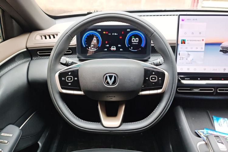 Used CHANGAN Eado 2026 Model, Fourth Generation, 1.5T 500Bar Dynamic Enjoyment Edition Steering Wheel