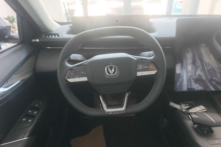 Used CHANGAN Eado 2026 Model, 1.5T Classic Edition Steering Wheel
